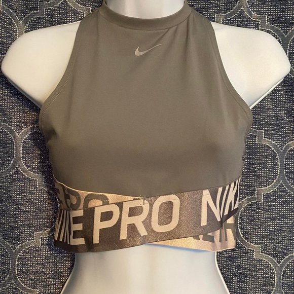 Nike Other - Nike Pro Sports Bra crop top NWOT intertwist size small grey